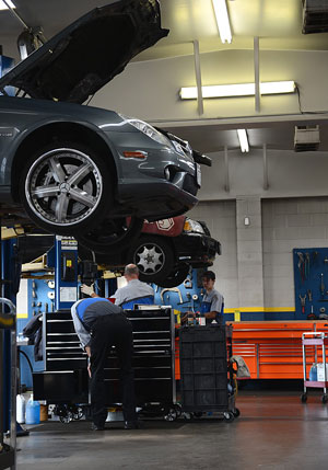 German Motors - Lakewood | Auto Repair | Image 2